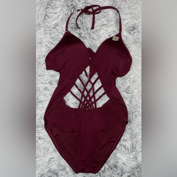 Kenneth Cole Women's Standard Stappy Push Up Mio One Piece Swimsuit size small - Picture 3 of 8